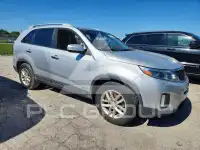 2015 KIA Sorento photo