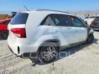 2015 KIA Sorento photo