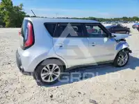 2015 KIA Soul photo