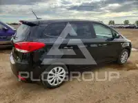 2015 KIA Rondo фото
