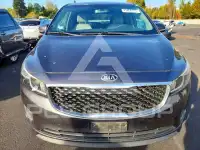 2015 KIA Sedona фото