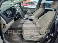 2015 KIA Sedona фото