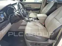 2015 KIA Sedona photo