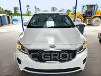 2015 KIA Sedona фото