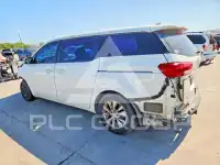 2015 KIA Sedona фото