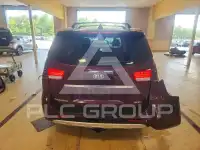 2015 KIA Sedona фото
