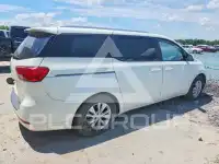 2015 KIA Sedona фото