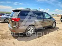 2015 KIA Sedona фото