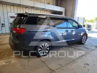 2015 KIA Sedona фото