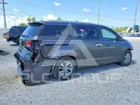 2015 KIA Sedona фото