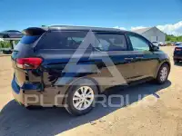 2015 KIA Sedona фото