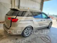 2015 KIA Sedona photo