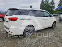 2015 KIA Sedona photo