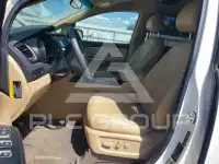 2015 KIA Sedona фото