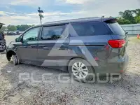 2015 KIA Sedona фото