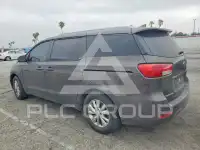 2015 KIA Sedona photo