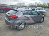2015 KIA Forte фото