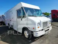 2015 Ford F-590 фото