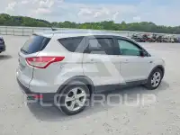 2015 Ford ESCAPE photo