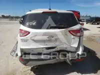 2015 Ford ESCAPE photo