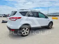 2015 Ford ESCAPE photo