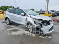2015 Ford ESCAPE photo