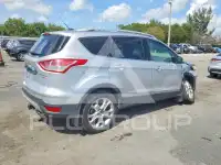 2015 Ford ESCAPE photo