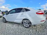 2015 Ford FIESTA фото
