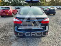 2015 Ford FIESTA фото