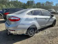 2015 Ford FIESTA photo