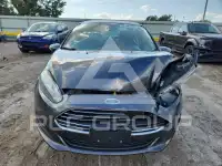 2015 Ford FIESTA фото