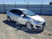 2015 Ford FIESTA фото