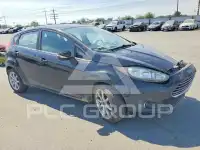 2015 Ford FIESTA фото