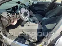2015 Ford FIESTA фото