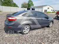 2015 Ford FIESTA фото