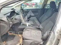 2015 Ford FIESTA фото