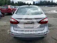 2015 Ford FIESTA фото