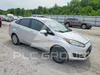 2015 Ford FIESTA фото