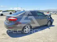 2015 Ford FIESTA фото