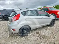 2015 Ford FIESTA фото