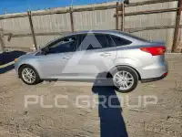 2015 Ford FOCUS фото