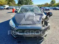 2015 Ford FOCUS фото