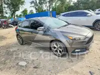 2015 Ford FOCUS фото