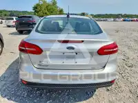 2015 Ford FOCUS фото