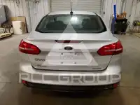 2015 Ford FOCUS фото