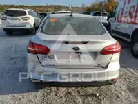 2015 Ford FOCUS фото
