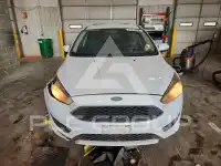 2015 Ford FOCUS фото