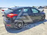 2015 Ford FOCUS фото
