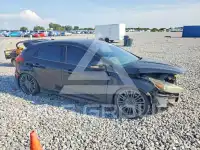 2015 Ford FOCUS фото