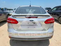 2015 Ford FOCUS photo